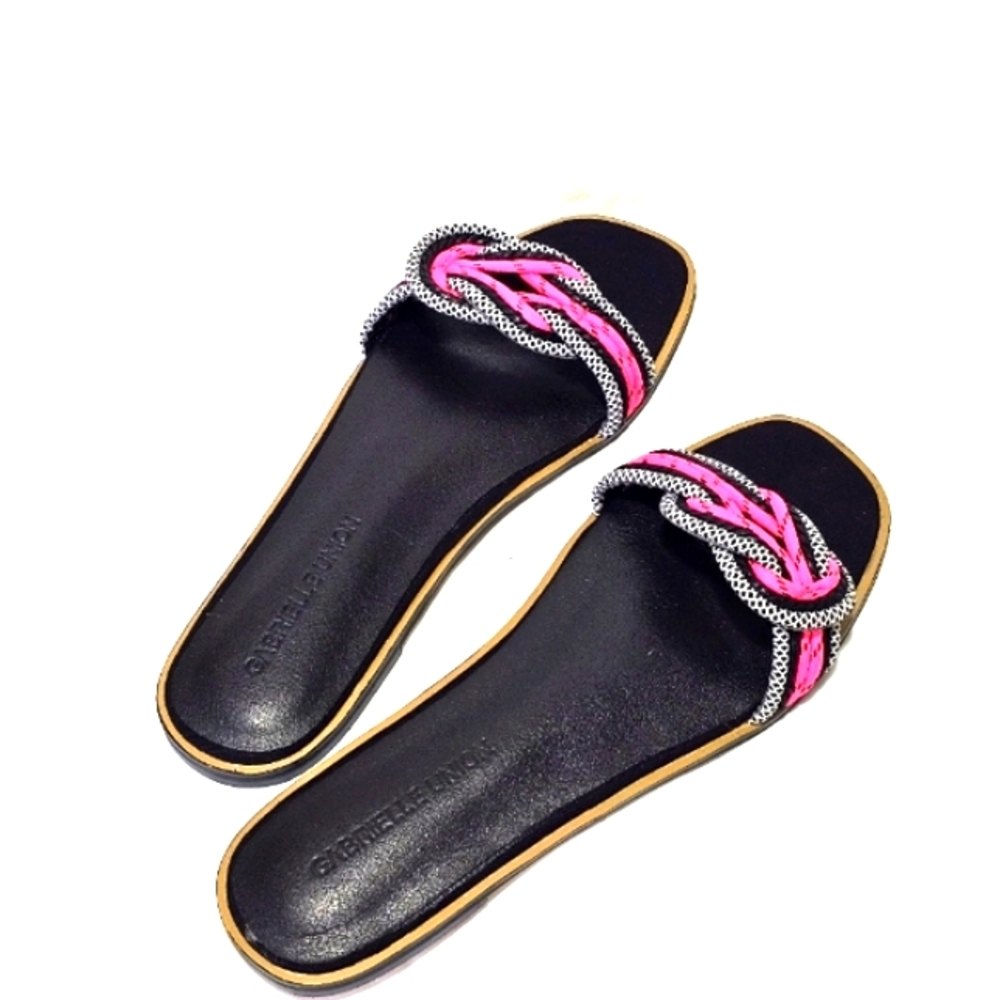 Gabrielle Union Women's Wanda Slip-on Flats Sandals, US 11, Black